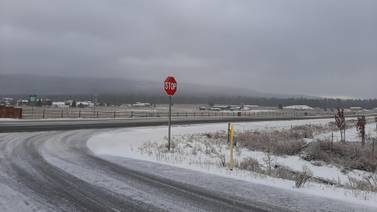 Nevada en Arizona, la primera de la temporada en la región de Flagstaff acompañada de temperaturas de congelamiento