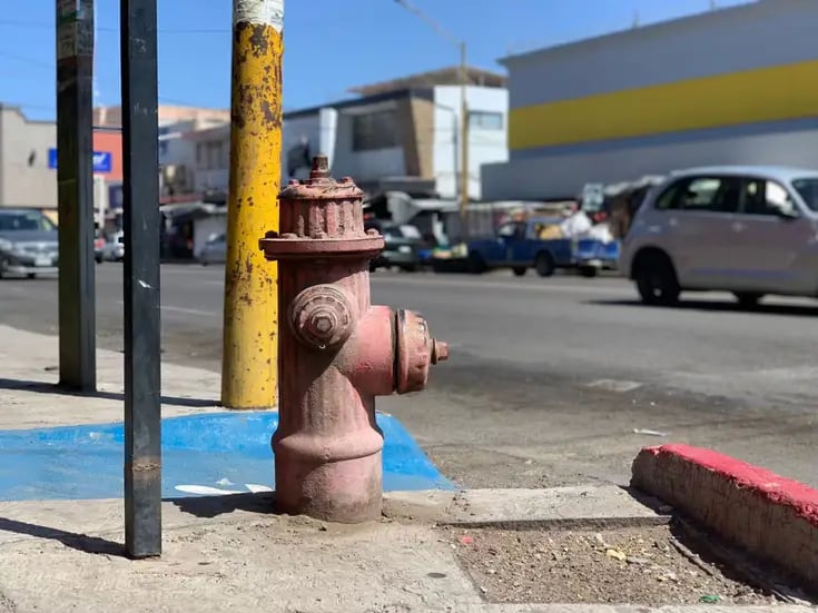 Hacen falta hidrantes en la zona comercial de Cajeme