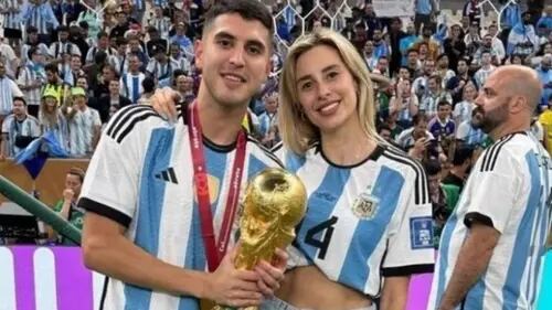 Ex esposa de futbolista argentino subastó playera y medalla de Qatar 2022 para pagar su apartamento