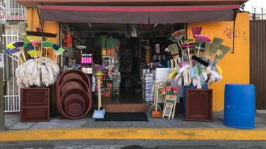 Por corte de agua en Tijuana aumentarían ventas de tambos y tinas