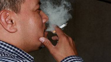 Humo del tabaco afecta salud de menores propensos a males respiratorios: IMSS