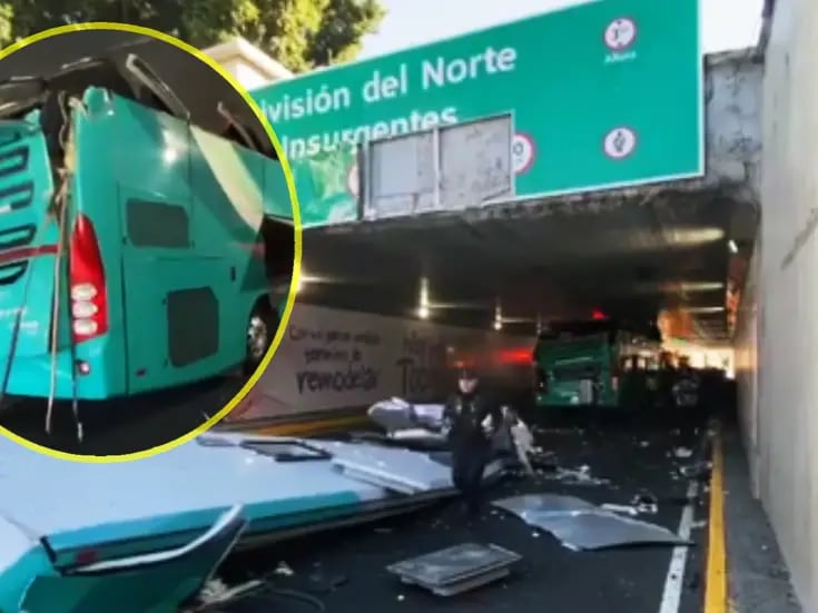 Varios heridos deja accidente de autobús de pasajeros de doble piso que intentó pasar por un bajo puente donde no cabía (VIDEO)