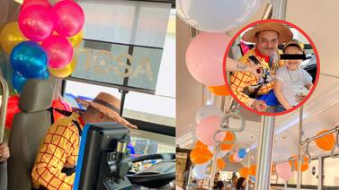 VIRAL: Conductor se disfraza de Woody de Toy Story para celebrar Día del Niño en Nuevo León