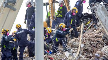 Derrumbe en Miami: Sube a 94 la cifra de muertos 
