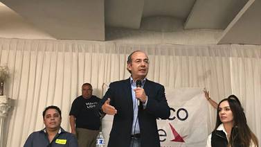 Calderón no logra reunir afiliados para Partido México Libre 