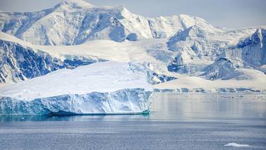 Científicos chinos encuentran 46 lagos bajo el hielo de la Antártida con un nuevo sistema