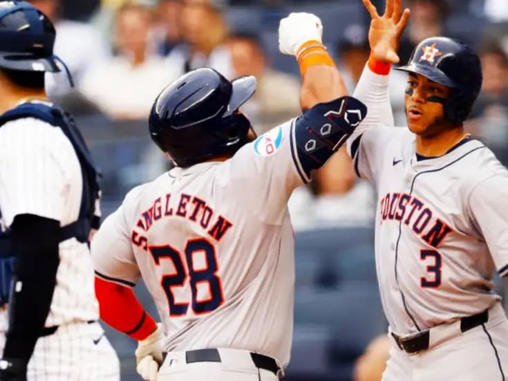 Astros evitan barrida frente a Yankees con cuadrangulares espectaculares