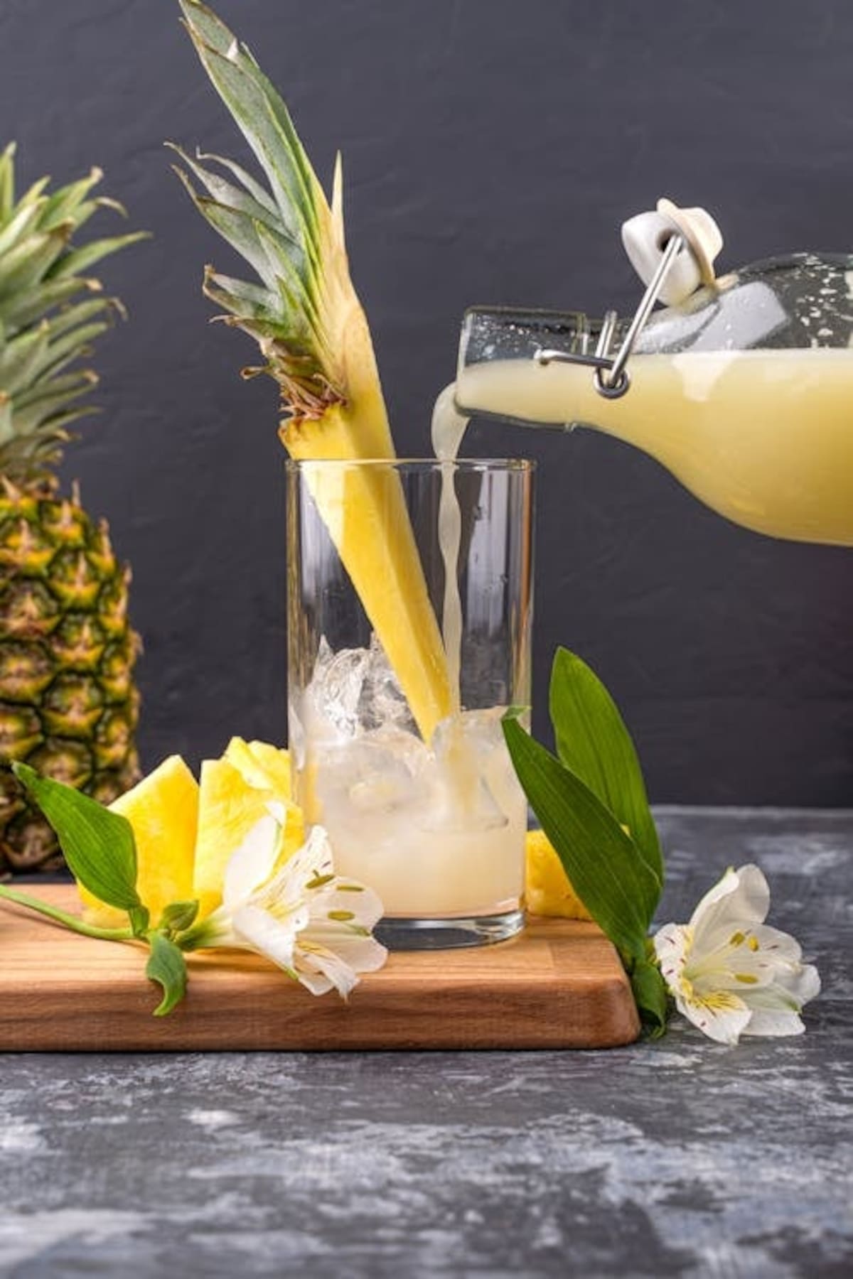 Esto le pasa a tu cuerpo si bebes jugo de piña en ayunas todos los días | Foto: pexels