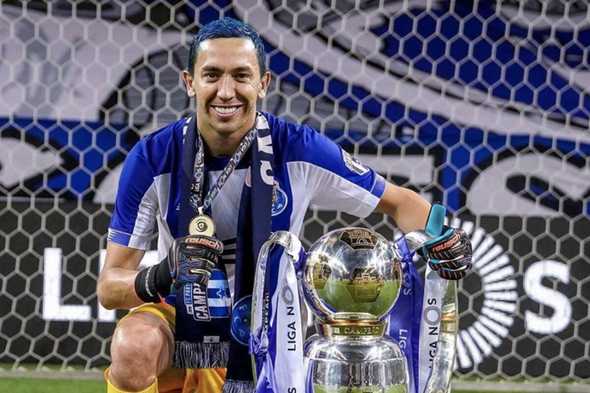 Marchesín provoca molestia de la afición argentina tras hacerle el feo a Boca Juniors