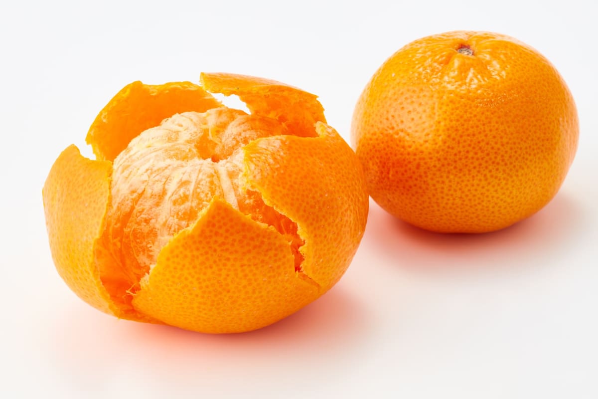 Alcohol y cáscara de mandarina: ¿una alternativa natural para limpiar y aromatizar el hogar?