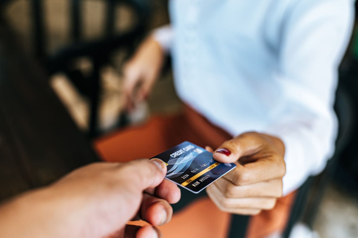 Las tarjetas de crédito, aun con meses sin intereses, deben usarse cuidadosamente para no afectar las finanzas personales