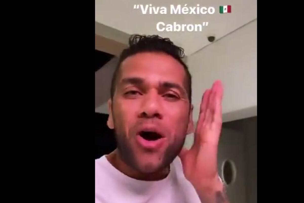 "¡Viva México Cabr...!": Dani Alves muestra su lado "mexa"