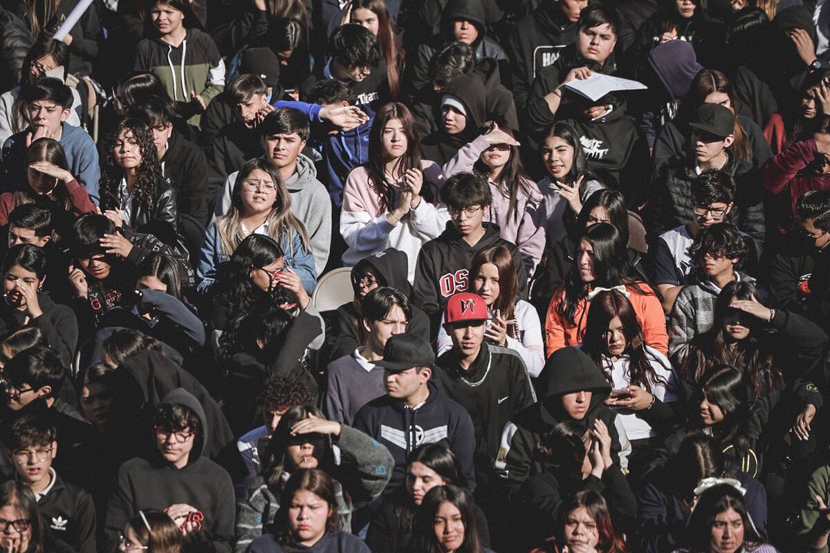 Poco más del 15% de los estudiantes egresados de la preparatoria no ingresan a la universidad