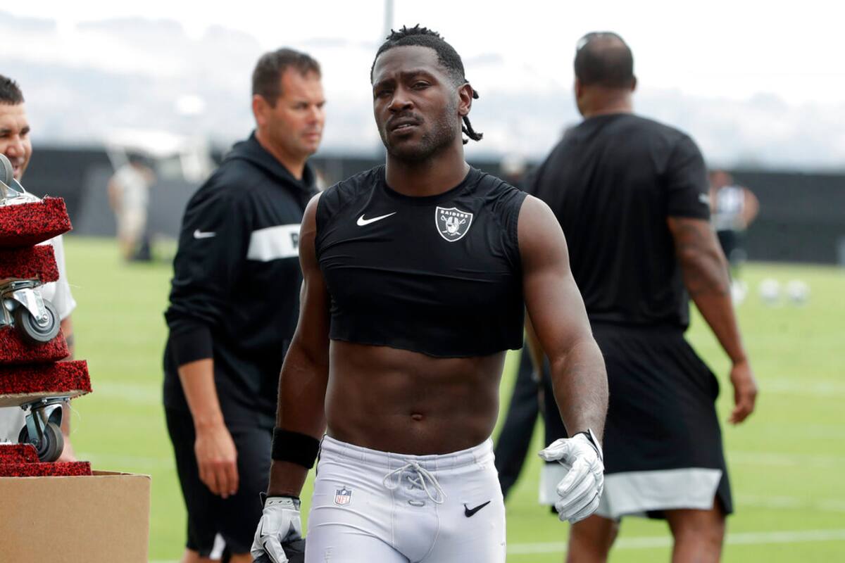 Antonio Brown pide su salida de los Raiders