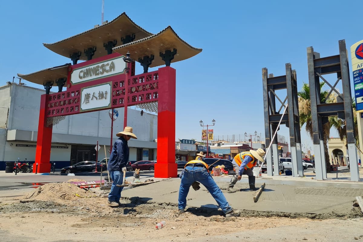 Realizan construcción del monumento al Cocinero Chino en el Centro Histórico