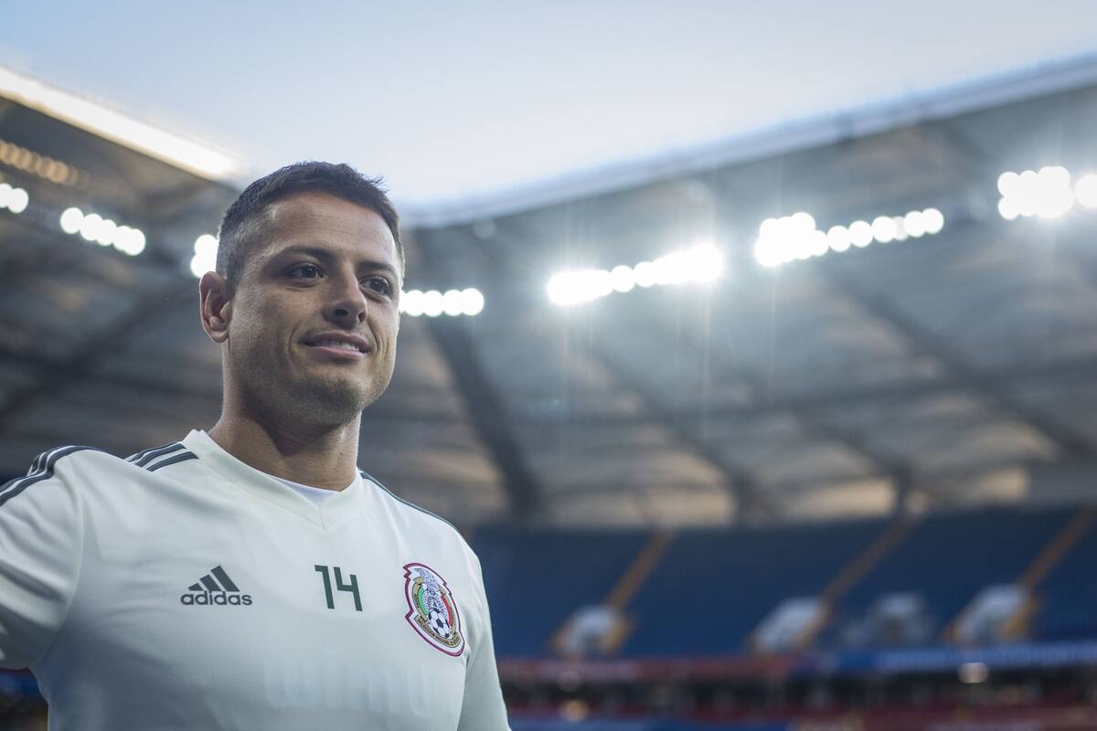 ‘Chicharito’ podría ganar casi el doble en el Galaxy