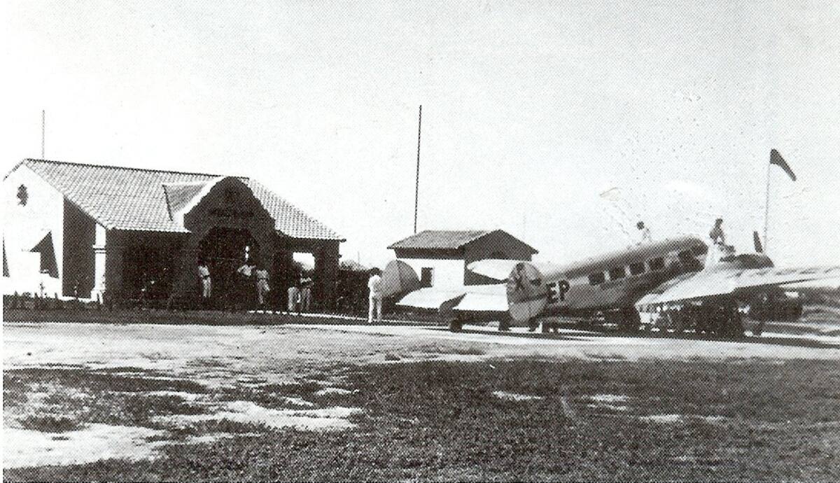 Las oficinas de lo que era el aeropuerto ‘Joaquín Amado’ estaban donde
hoy es actualmente el Hospital ‘Ignacio Chávez’. FOTO: CORTESÍA/IGNACIO LAGARDA