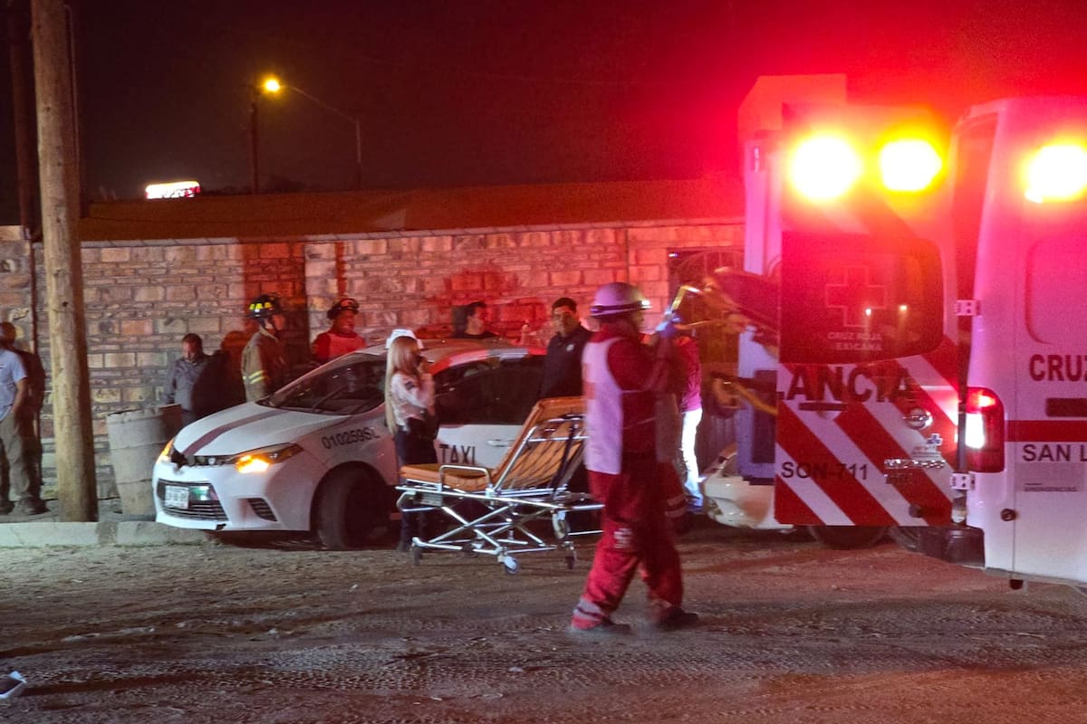 Tres personas resultan lesionadas en choque entre taxi y vehículo particular