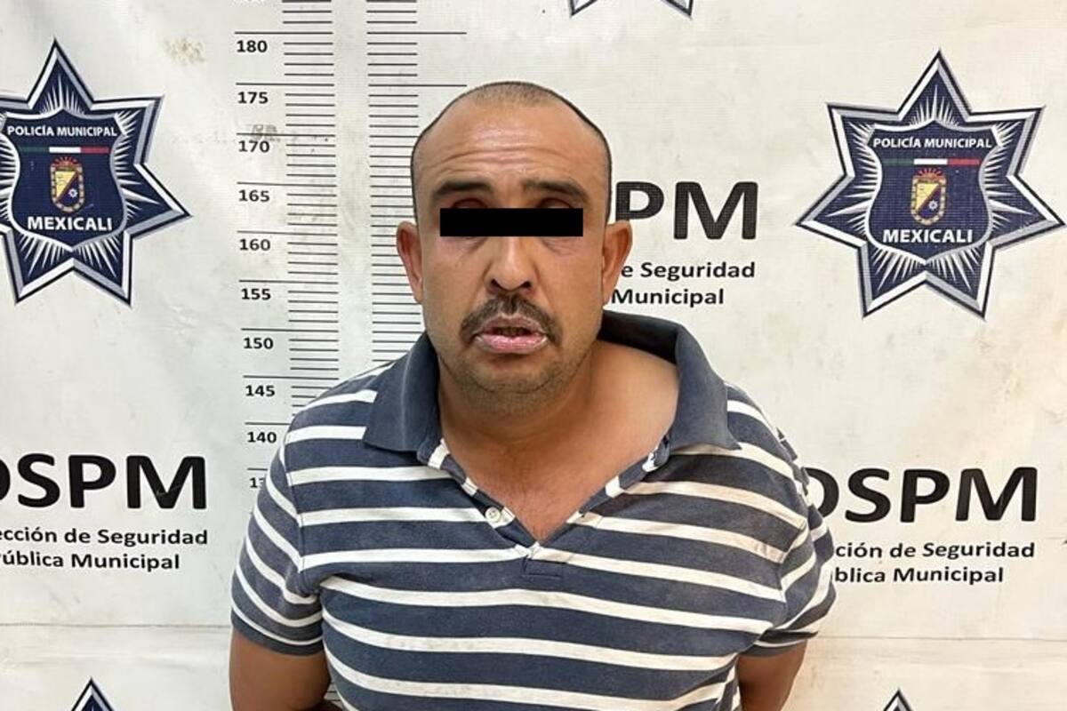 Roban patrulla de manera violenta a un policía en la carretera Mexicali-Tijuana