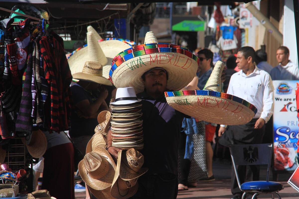 Preocupa aumento de ambulantes en Ensenada