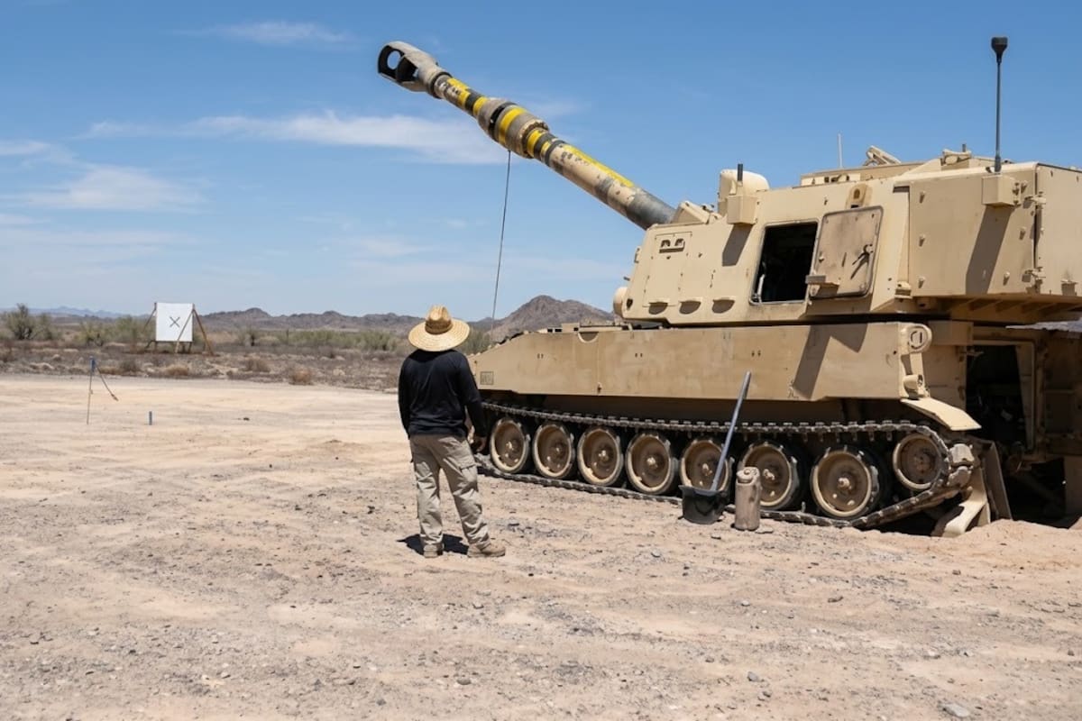 Prueban en el desierto de Yuma proyectil que busca y guía su trayectoria hacia tanques