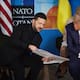 Zelenski y Trump acuerdan fortalecer defensas aéreas tras ataques rusos al sistema energético de Ucrania