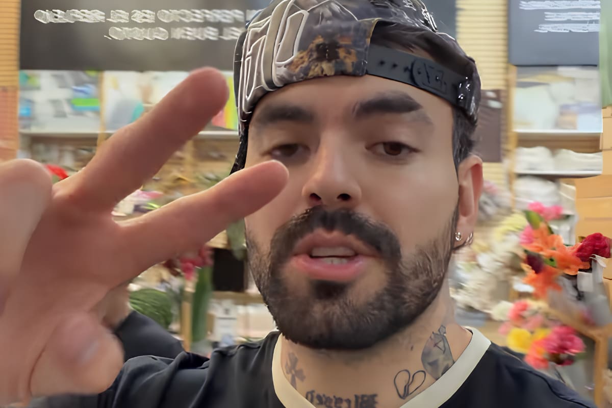 Adriano Zendejas revela presuntos abusos de su padrastro y conmueve con su testimonio sobre una difícil infancia (VIDEO)