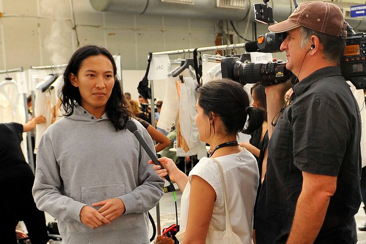 Estudiante de 21 años acusa al diseñador Alexander Wang de agresión sexual; hay once denuncias por el mismo delito en contra de Wang