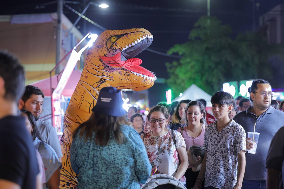 Productos para todas las edades y gustos hay en las Fiestas del Pitic 2024. FOTO: ELEAZAR ESCOBAR