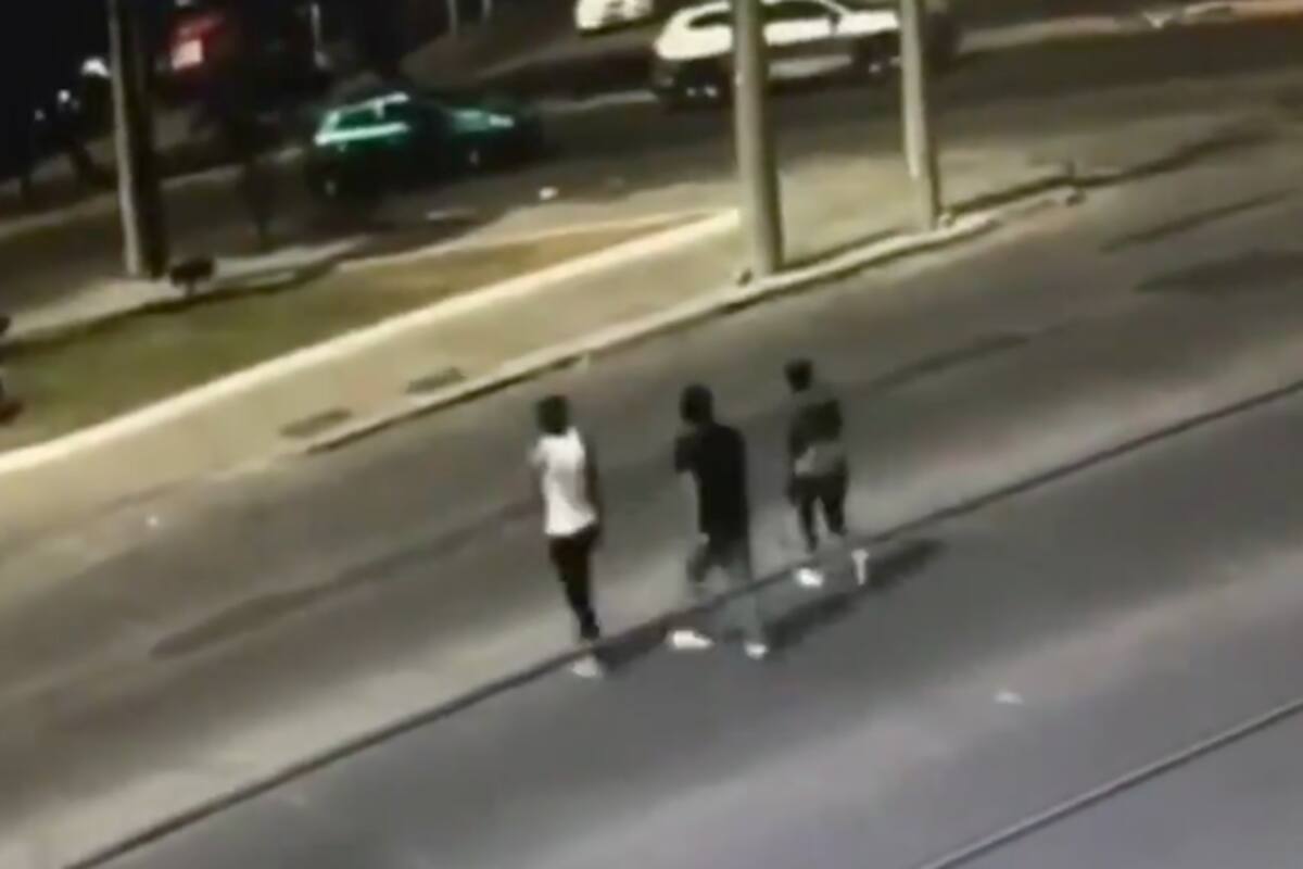 Video: Chofer atropella a quienes lo asaltaron en Guadalajara