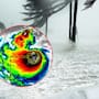 Huracán Simón deja un muerto en Guerrero y amenaza a Mazatlán, donde podría impactar como categoría 1 el jueves 15 de octubre