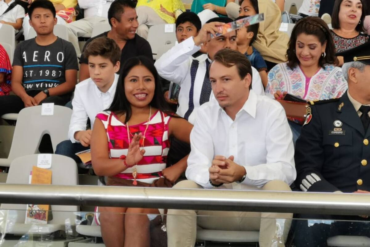 ¿Yalitza Aparicio andaba con novio en la Guelaguetza?