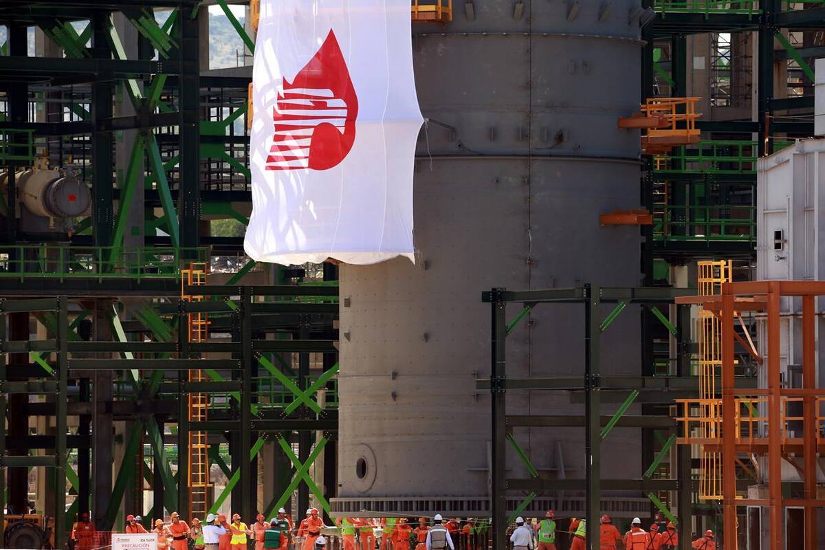 Pemex someterá a sus empleados activos y jubilados a prueba de antidoping