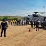 Policía Estatal se suma al combate del incendio forestal en Arivechi con traslado de víveres y patrullajes