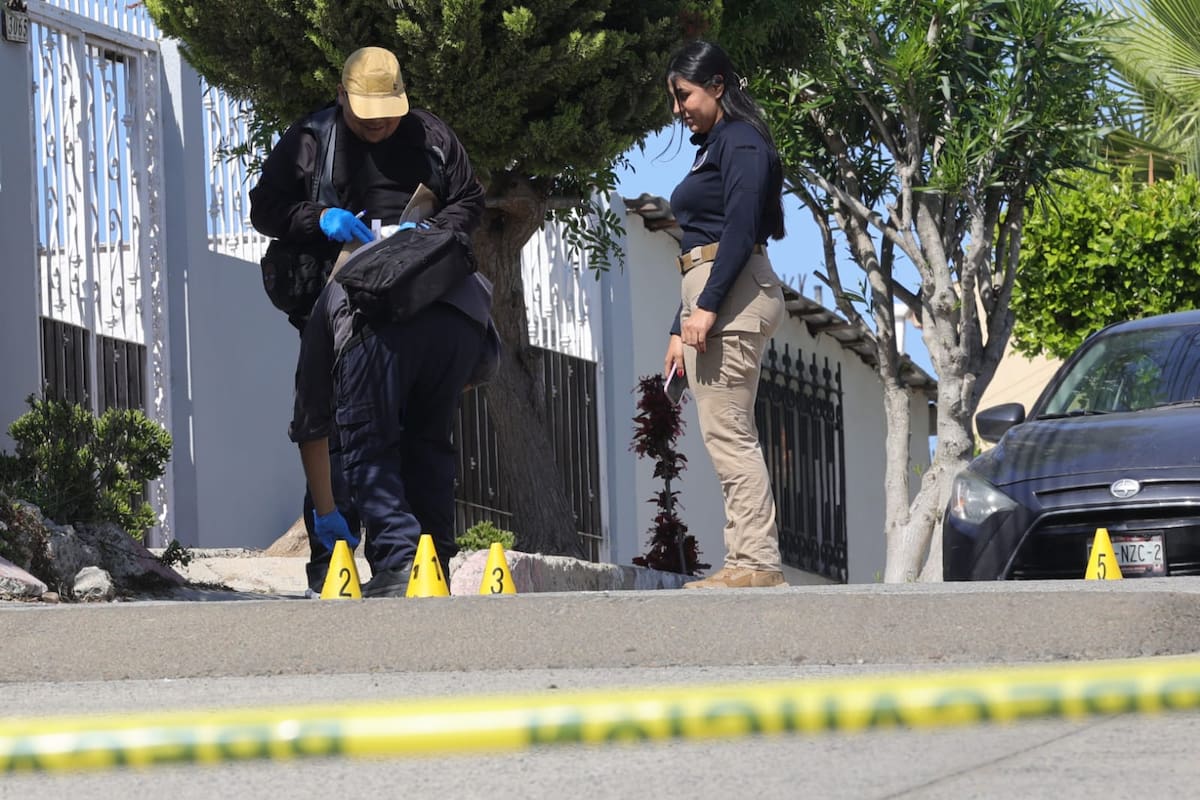 Lesionan a mujer tras presunto intento de asalto en El Mirador