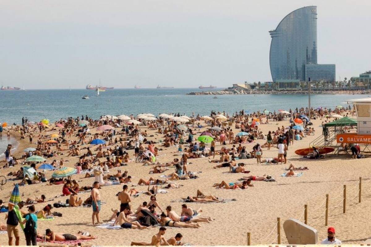 Ataque homofóbico en Barcelona: "Nunca normalizaremos esta situación", indignación por el aumento de agresiones a parejas homosexuales