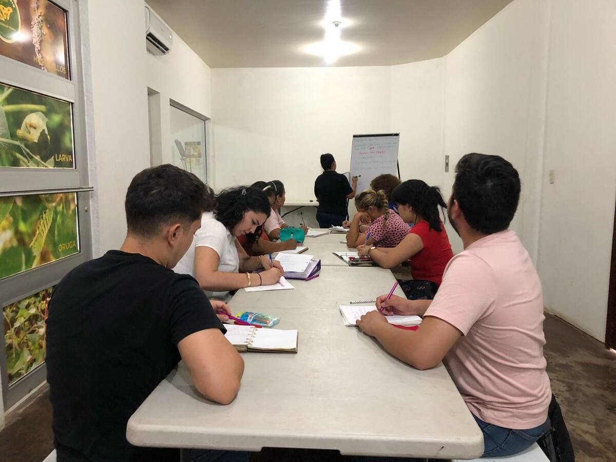 Yo´o Joara ofrece talleres de lengua Yaqui y bordado tradicional