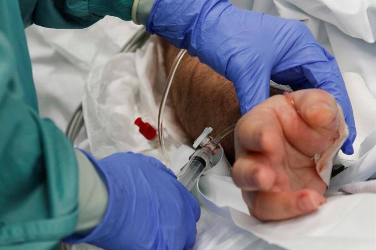 CDMX: Ofrecerán cuartos de hotel a médicos que combaten Covid-19