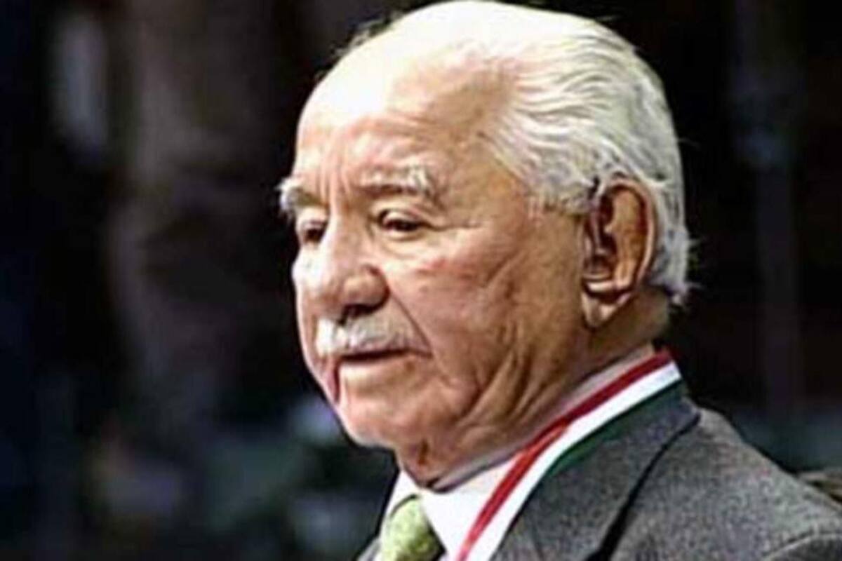 Recuerdan a Andrés Henestrosa, el poeta a favor de la causa indígena