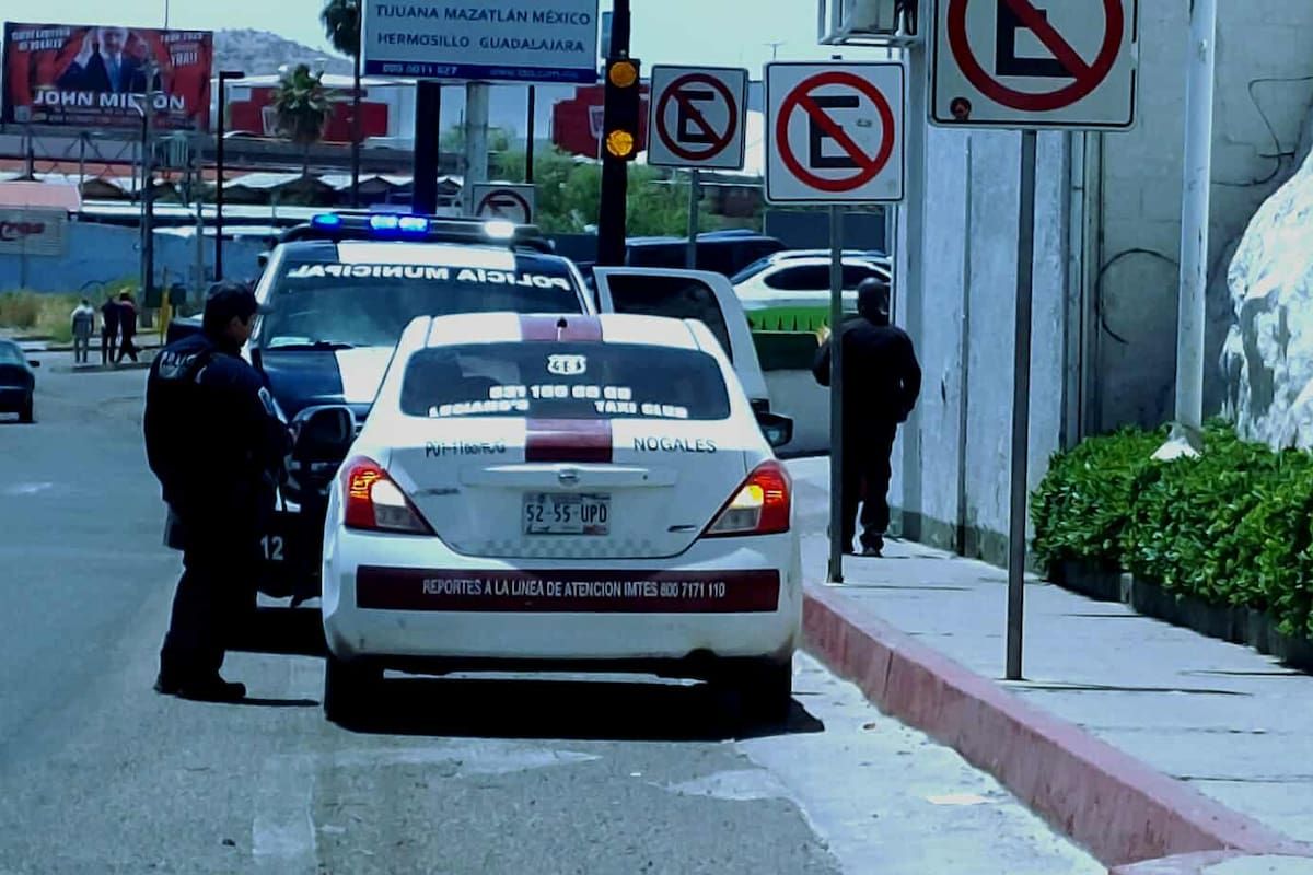 Arrestan a hombre por acosar a taxista en Nogales