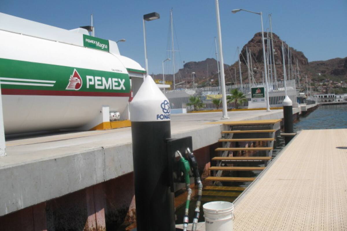 Promete AMLO que no habrá aumento en combustibles
