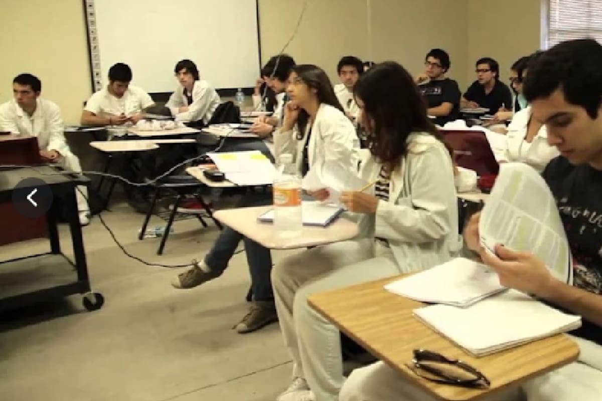Sólo el 15% de aspirantes a medicina podrán obtener un espacio