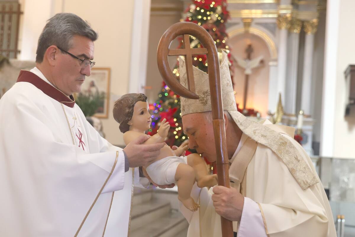 Invita la Iglesia a dar mayor importancia a la familia