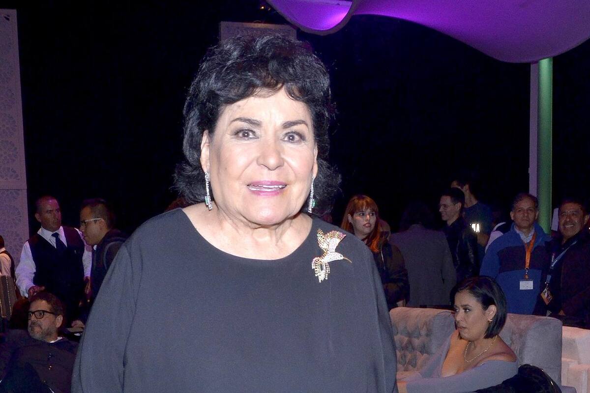 Carmen Salinas presume que ya es miembro del Sindicato de Actores de EU