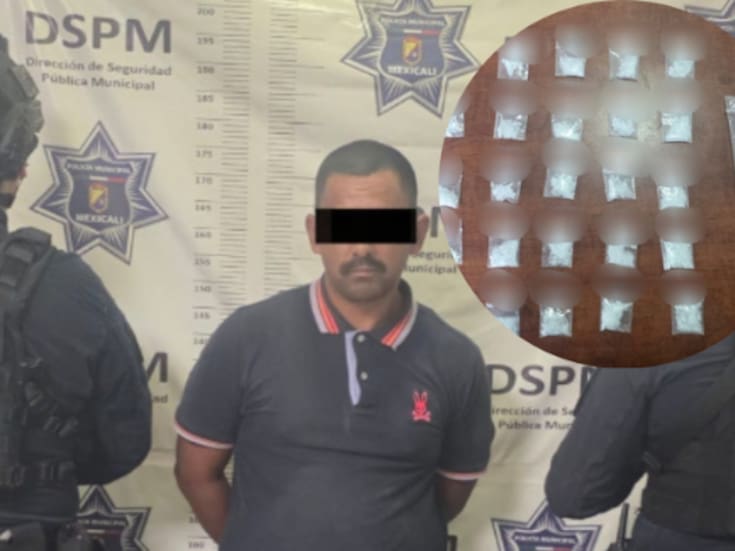 Motociclista sin placas es detenido con droga en la Robledo