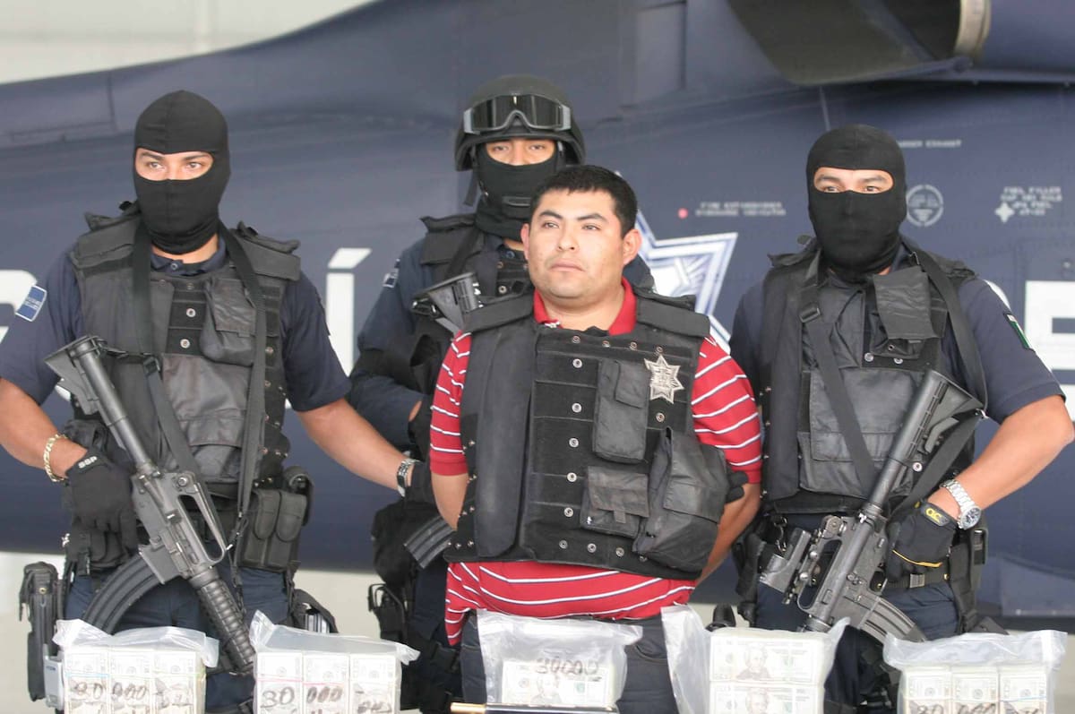 MDF81107055. Jaime González Durán alias "El Hummer", uno de los principales líderes y fundadores de los Zetas, fue detenido en Reynosa, Tamaulipas por elementos de la Policía Federal.
NOTIMEX/FOTO/GUSTAVO DURAN/GDH/CLJ/
