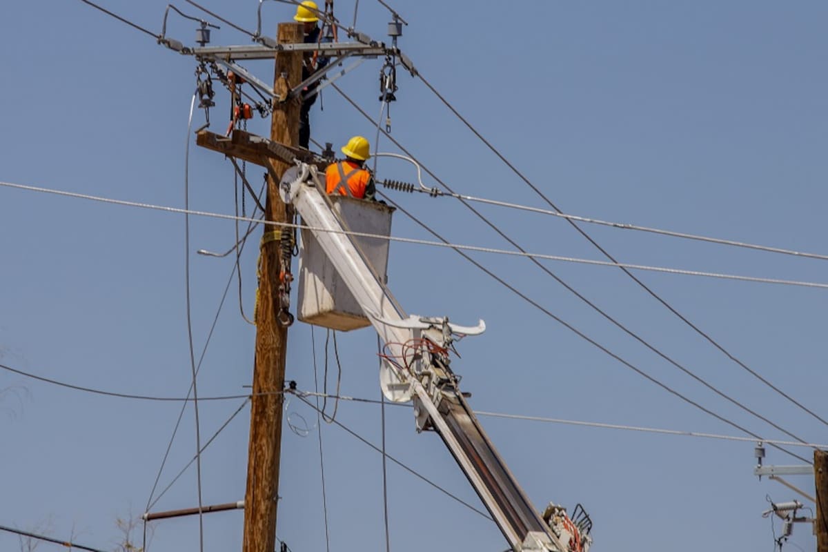 Continúan fallos en el sistema eléctrico de CFE