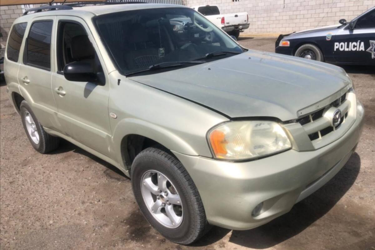 Pareja asalta a taxista en SLRC