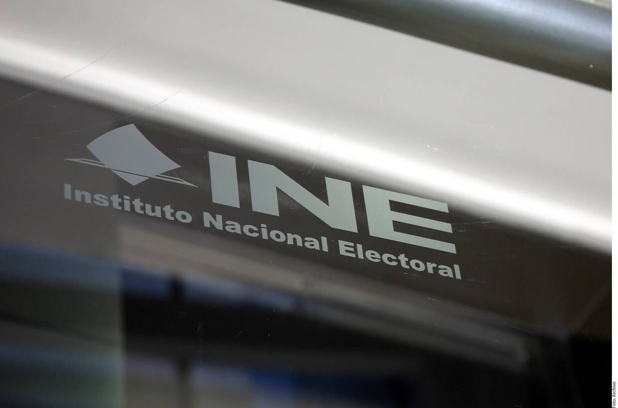 Las autoridades estiman que más de 65 mil credenciales de elector deben ser renovadas.