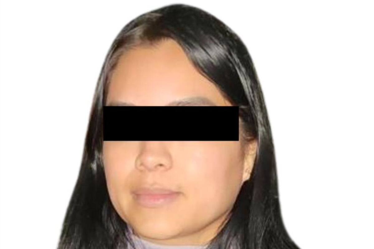 María del Rosario "N", ex presidenta municipal de Santo Tomás, fue detenida en Metepec por el delito de extorsión.